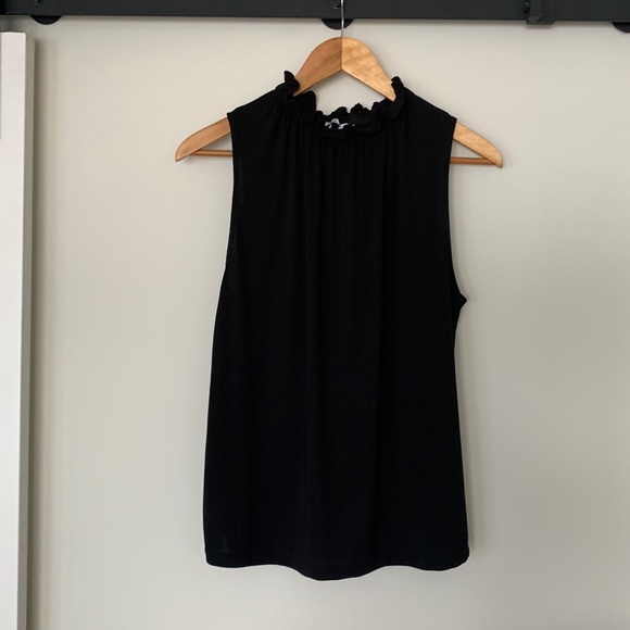 Zara black ruffled tank top - Picture 1 of 3